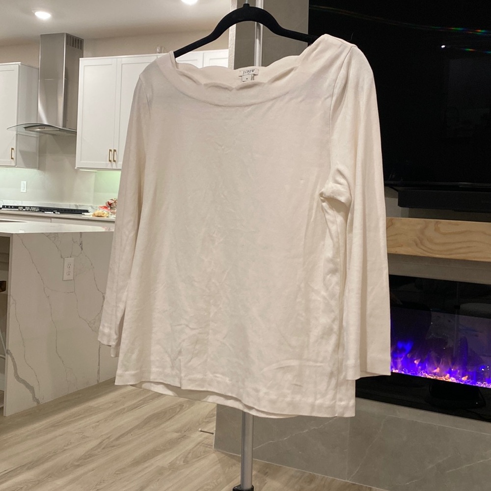 Medium cream j crew shirt scalloped neckline